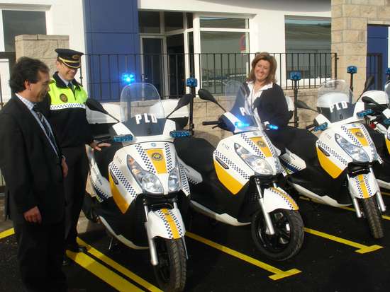  La Policía Local adquiere cinco nuevas motos para mejorar el servicio en los barrios 