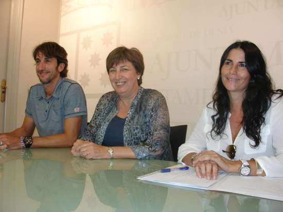  TURISMO Y MEDIO AMBIENTE IMPLANTAN LA RECOGIDA DE BASURA “PUERTA A PUERTA” ENTRE LOS ESTABLECIMIENTOS HOSTELEROS DE LORETO Y CAVALLERS 