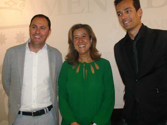 EL LLIBRE ��XII TALENTOS ALICANTINOS: EJEMPLO DE �XITO EMPRESARIAL�� ES PRESENTA EN EL CENTRE SOCIAL DE D�NIA