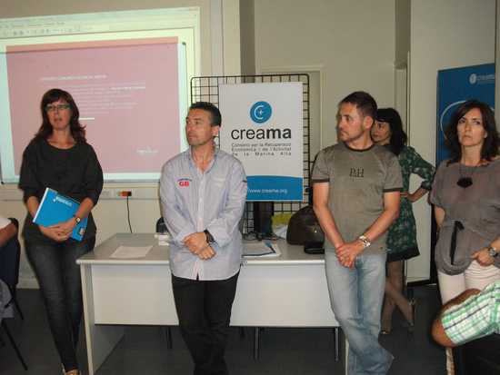 VINT-I-CINC PERSONES DESOCUPADES PARTICIPEN EN EL CURS ��NOVES TECNOLOGIES: EINES PER A L�AUTOOCUPACIӴ� OFERIT PER CREAMA-D�NIA A TRAV�S DE L�OBRA SOCIAL DE LA CAM