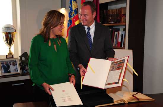 EL PRESIDENT DE LA GENERALITAT VISITA L�AJUNTAMENT DE D�NIA
