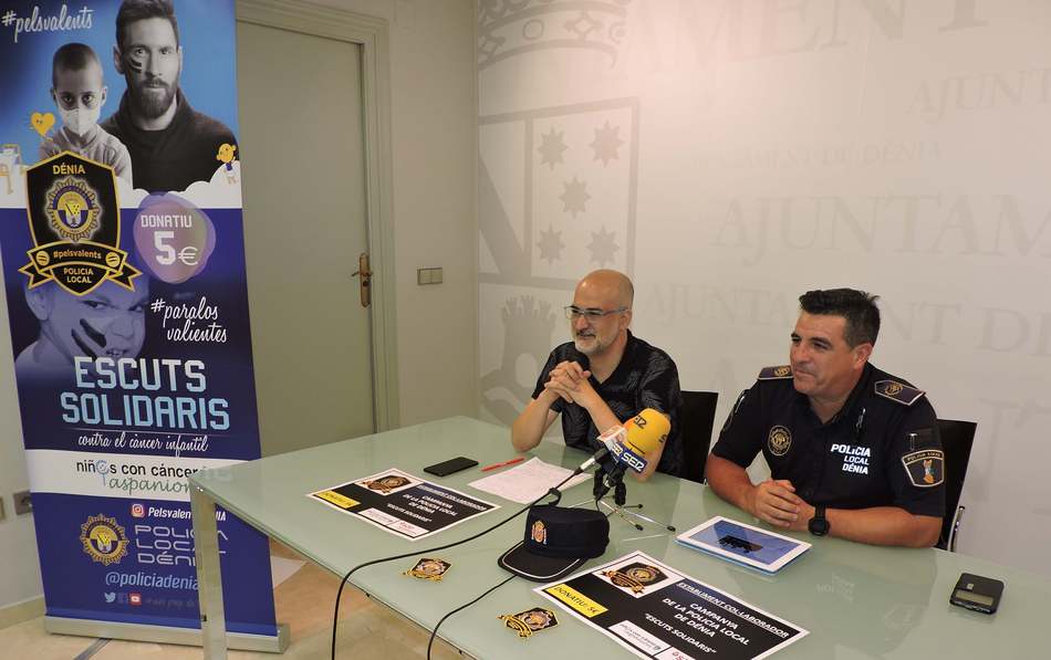 La Policía Local de Dénia se adhiere a la campaña “Escudos solidarios” de lucha contra el cá...