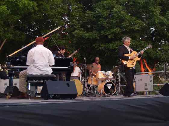  Cultura Dénia llena las noches de verano de música, cine, arte y danza