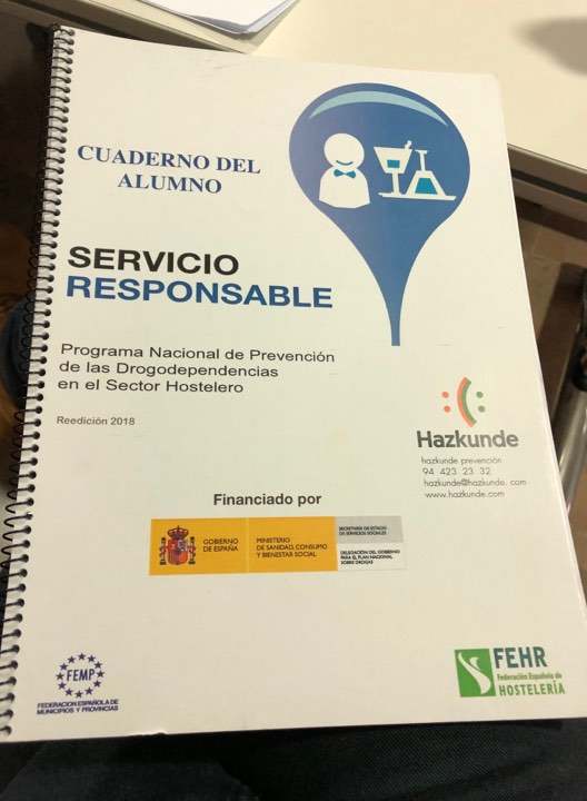 Vint professionals de l'hostaleria participen en els tallers formatius del programa Serv...