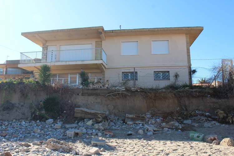 Trobada amb el veïnat de la zona de les Deveses afectada pel temporal Glòria