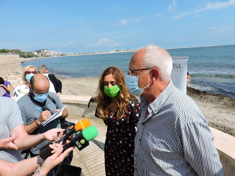 Dénia s’adhereix a la xarxa valenciana de “Platges sense fum”