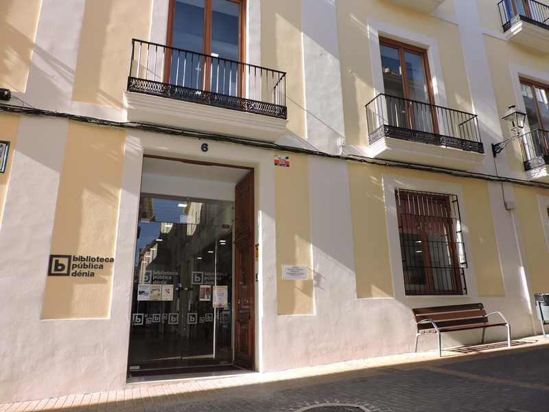  La Biblioteca Municipal de Dénia recibe 53.622 euros en subvenciones de la Generalitat Valenciana 