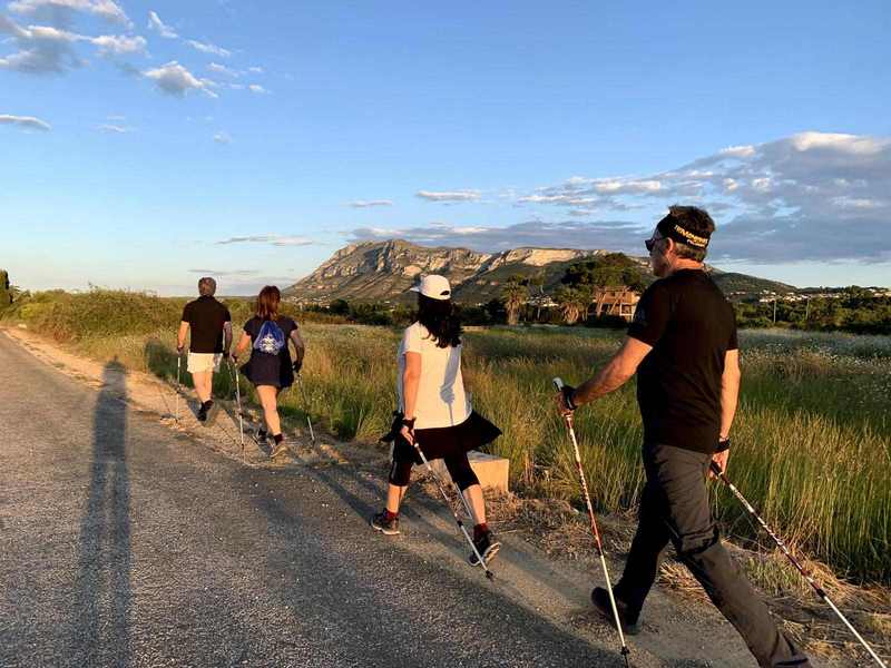 
Dénia se posiciona como destino de experiencias saludables ofreciendo nuevas rutas de marc...