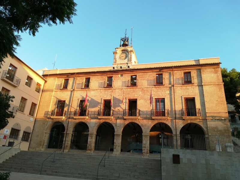  El Ajuntament de Dénia extiende la suspensión de todos los actos y actividades municipales hasta el 31 de enero 