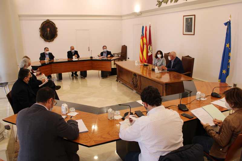 La Universidad de Alicante y el Ajuntament de Dénia trabajan en la creación de un Campus Gas...