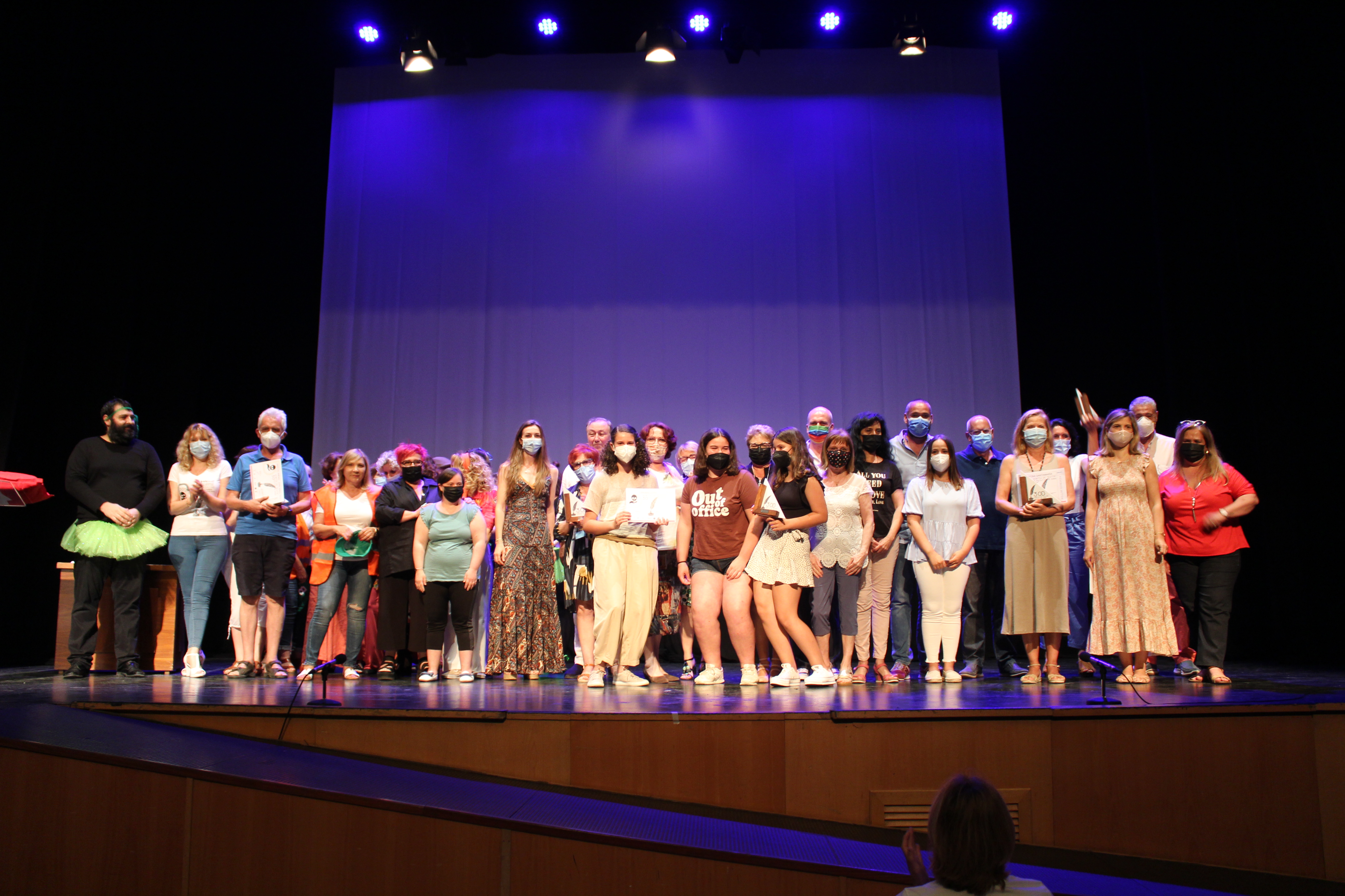 "Una nit al sambori", de los dianenses Desficaci Teatre, gana el premio del públic...