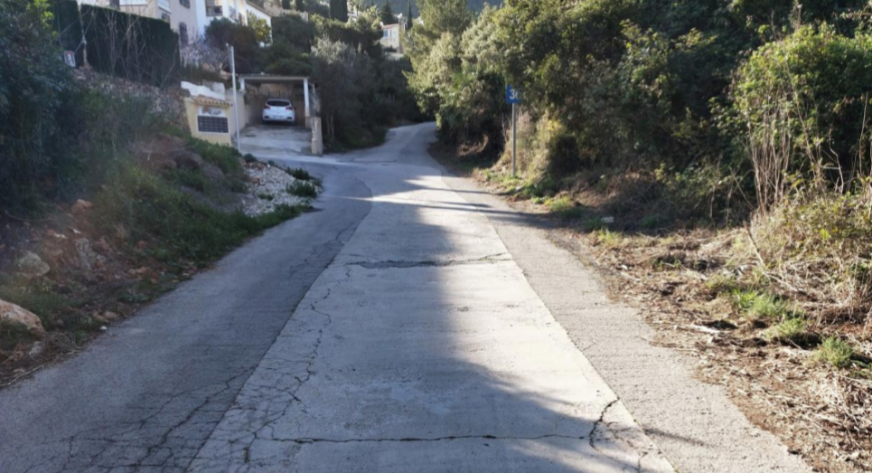 A licitación el proyecto de asfaltado de viales de la zona del Montgó y la renovación del pa...