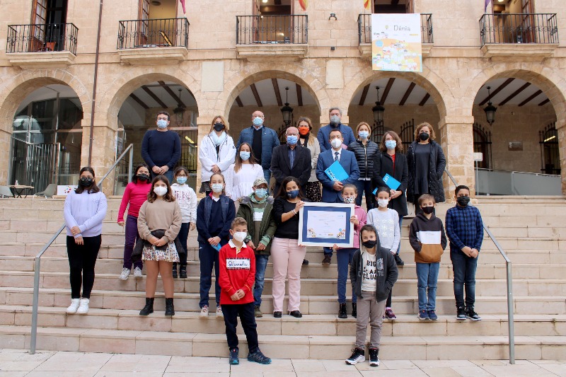 
Dénia recibe el diploma que la acredita como Ciudad Amiga de la Infancia de UNICEF