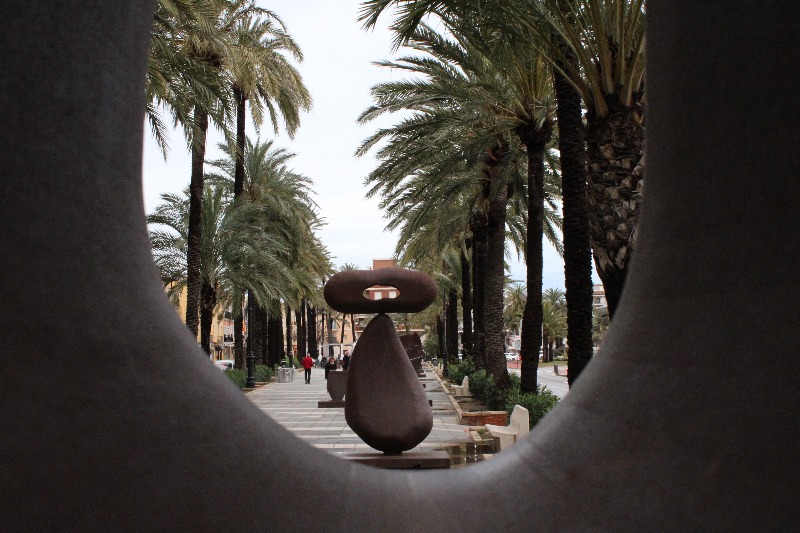 Esculturas monumentales de Juan Méjica en la explanada Cervantes