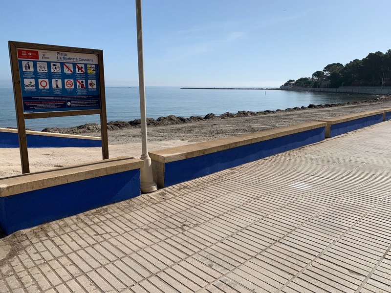 
Les platges de Dénia reben l’estiu 2022 amb més serveis i millores en accessibilitat i sos...