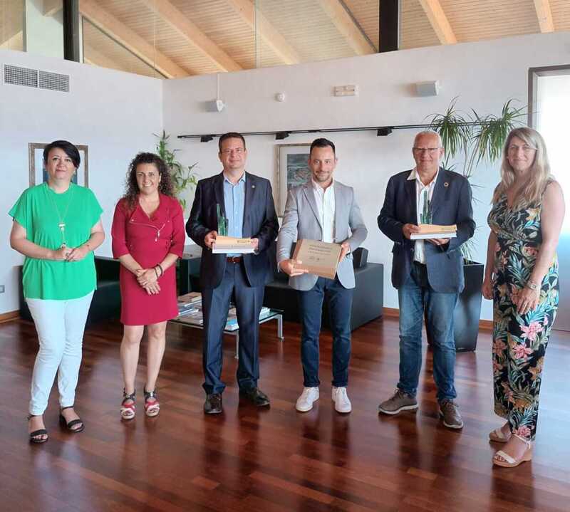 Eivissa, Dénia i Cambrils, unides pel projecte experiencial ecoturístic “Viu la posidònia”