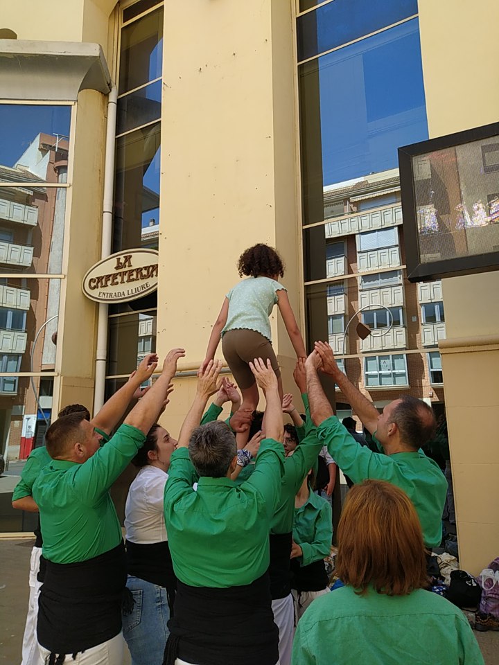 
La campanya “Parcs habitats” centra la programació de juny en activitats intergeneracional...