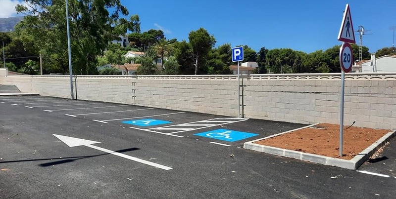 Foto Dénia amplía a 3.300 plazas la oferta de aparcamiento público en verano