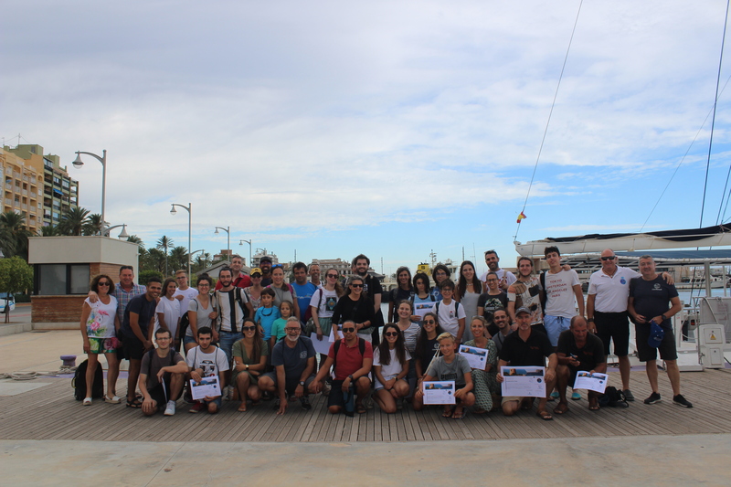 Reconeixement al voluntariat ambiental del projecte Cabo Rorcual que estudia el pas de cetac...