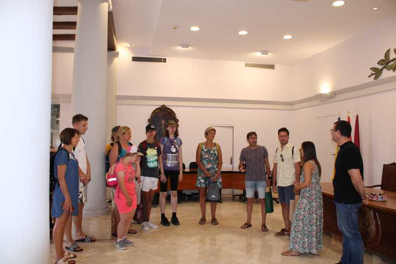  Recepción a alumnado y profesorado de un centro esloveno que participa en un programa Erasmus con el colegio Raquel Payá 