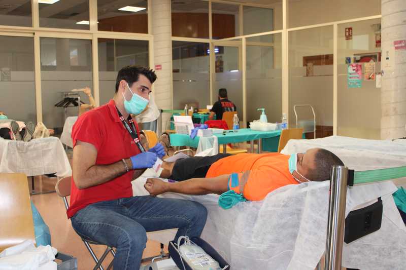 Maratón de donación de sangre en el Centro Social de Dénia