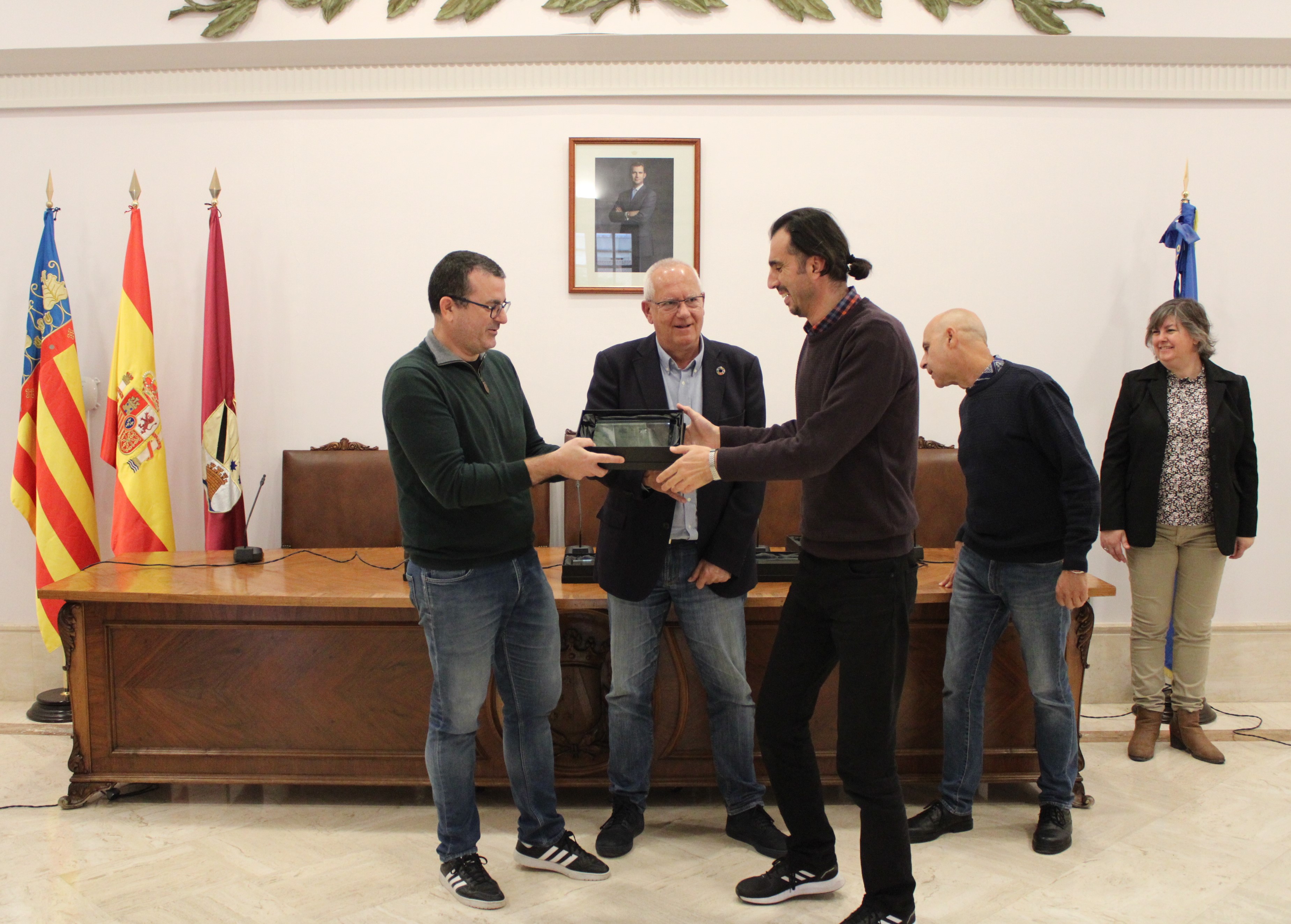  Profesores y monitores de Turquía, Reino Unido, Estonia y Suecia del programa Erasmus+ de la Xara visitan el Ayuntamiento de Dénia 
