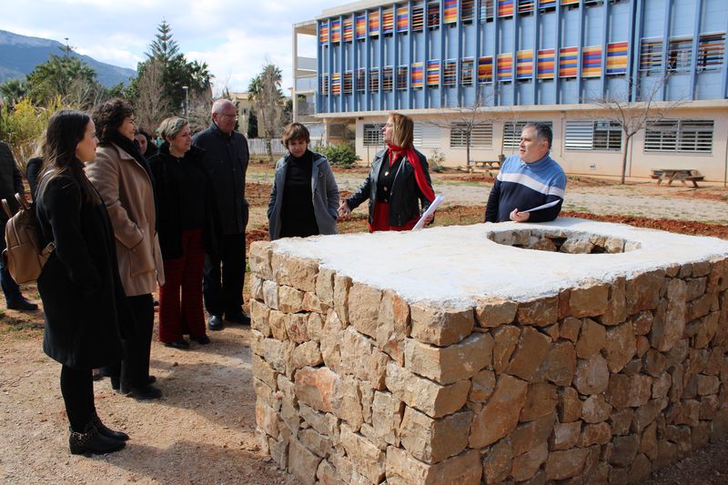 La consellera d’Educació, Raquel Tamarit, visita l’IES Sorts de la Mar per conéixer el progr...