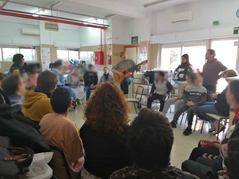 
La Concejalía de Educación pone en marcha la ‘Biblioteca humana para la diversidad’ en los...