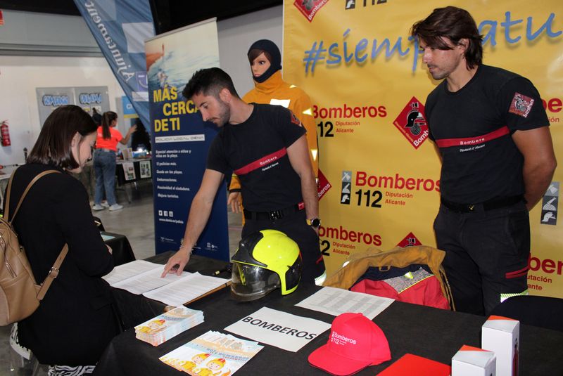 La ‘Feria de Estudiantes Orienta't’ abre sus puertas al alumnado