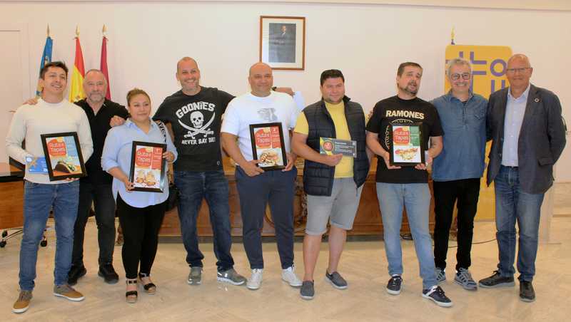 Representants dels establiments premiats