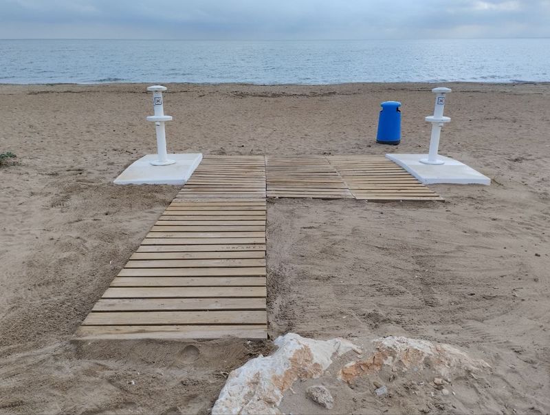 Dénia empieza hoy el servicio de socorrismo y vigilancia en las playas hasta el 1 de octubre