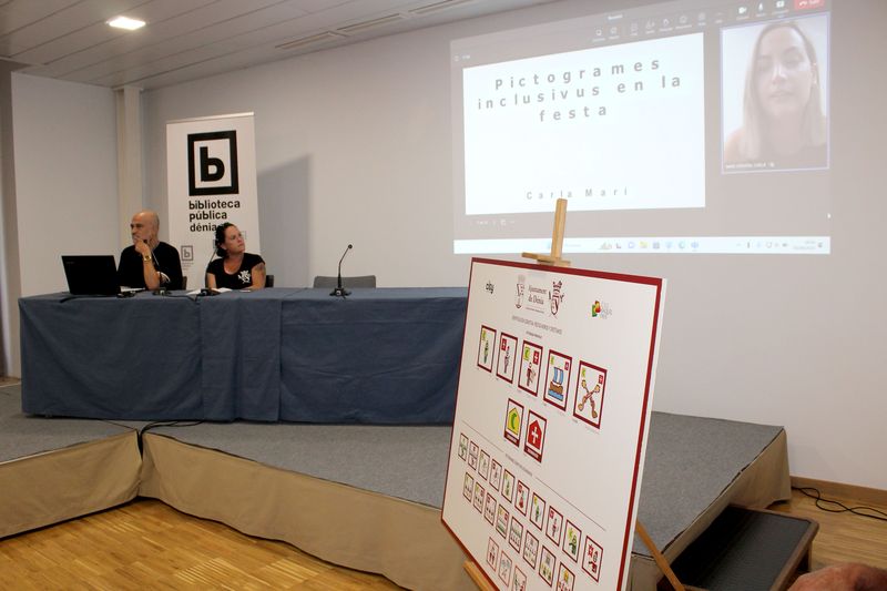 Els Moros i Cristians incorporen a la cartelleria i la programació pictogrames per a promour...