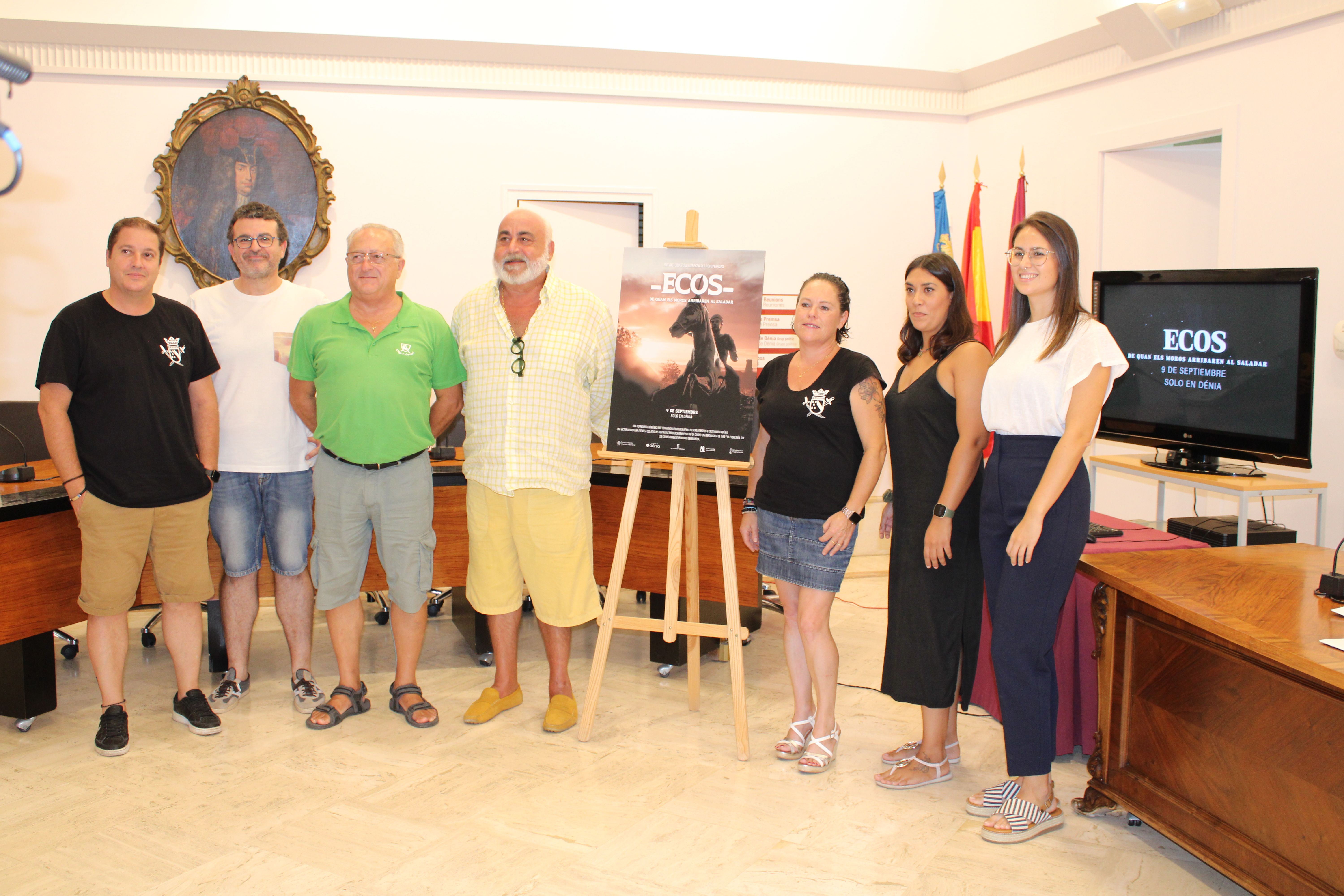 Presentació de la processó “De quan los moros arribaren al Saladar” en l’Ajuntament de Dénia