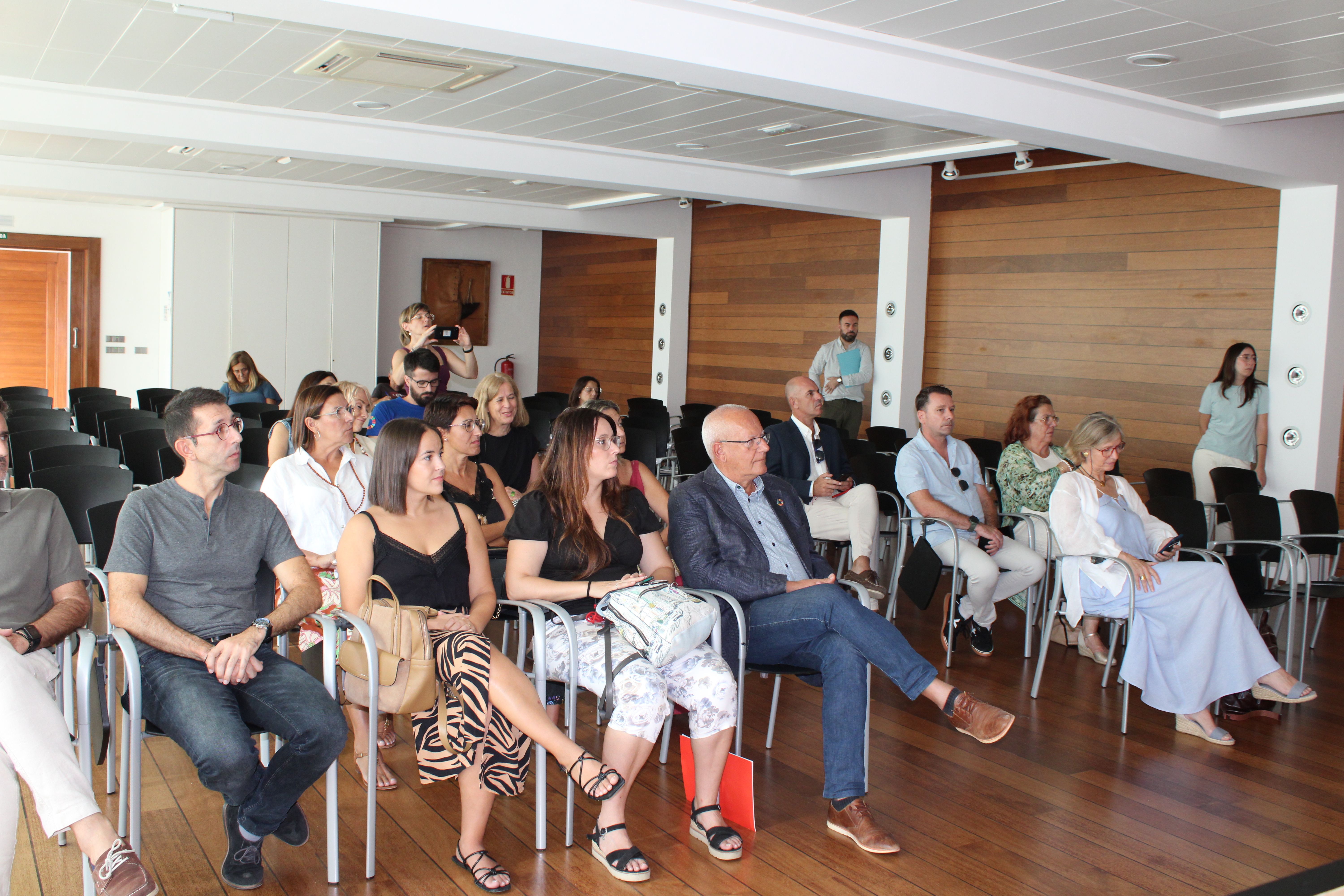  El estudio de resultados del “Projecte Posidònia” certifica un impacto positivo en la educación ambiental y en la conservación de los fondos marinos de la Marina Alta 