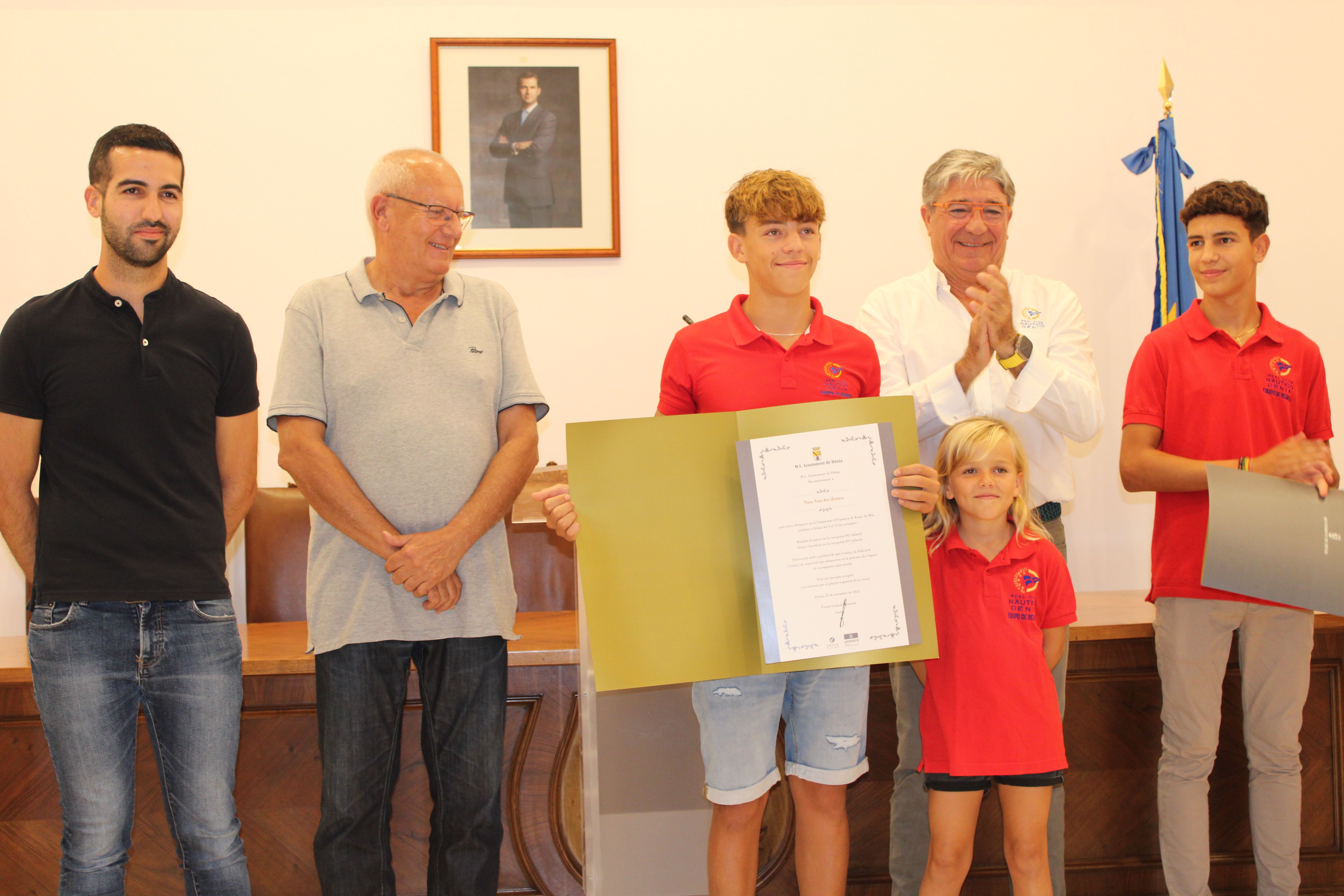 Recepció als palistes del Reial Club Nàutic de Dénia amb pòdium al Campionat d’Espanya de ca...