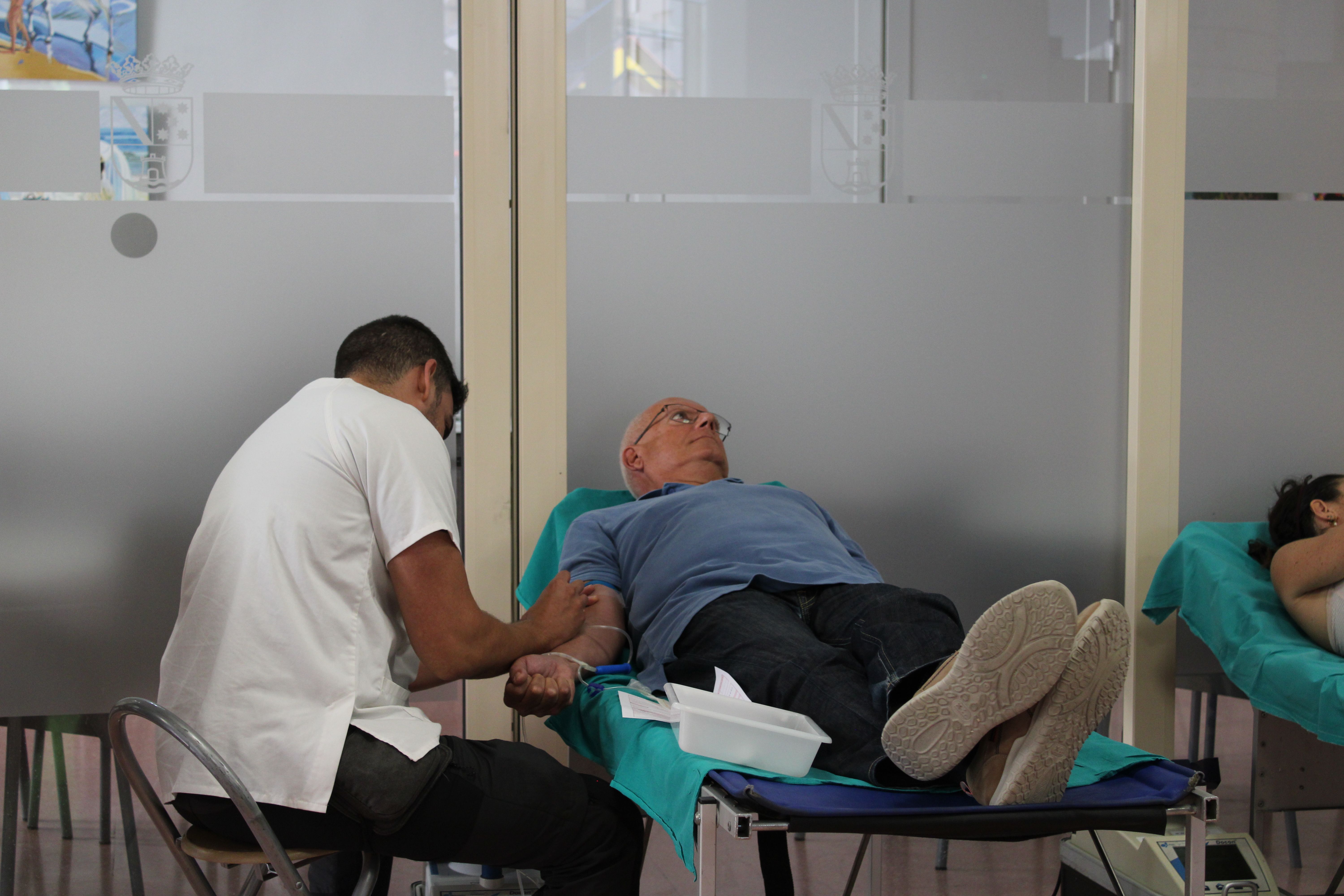 Exito de participación en el Maratón de donación de sangre en el Centro Social de Dénia