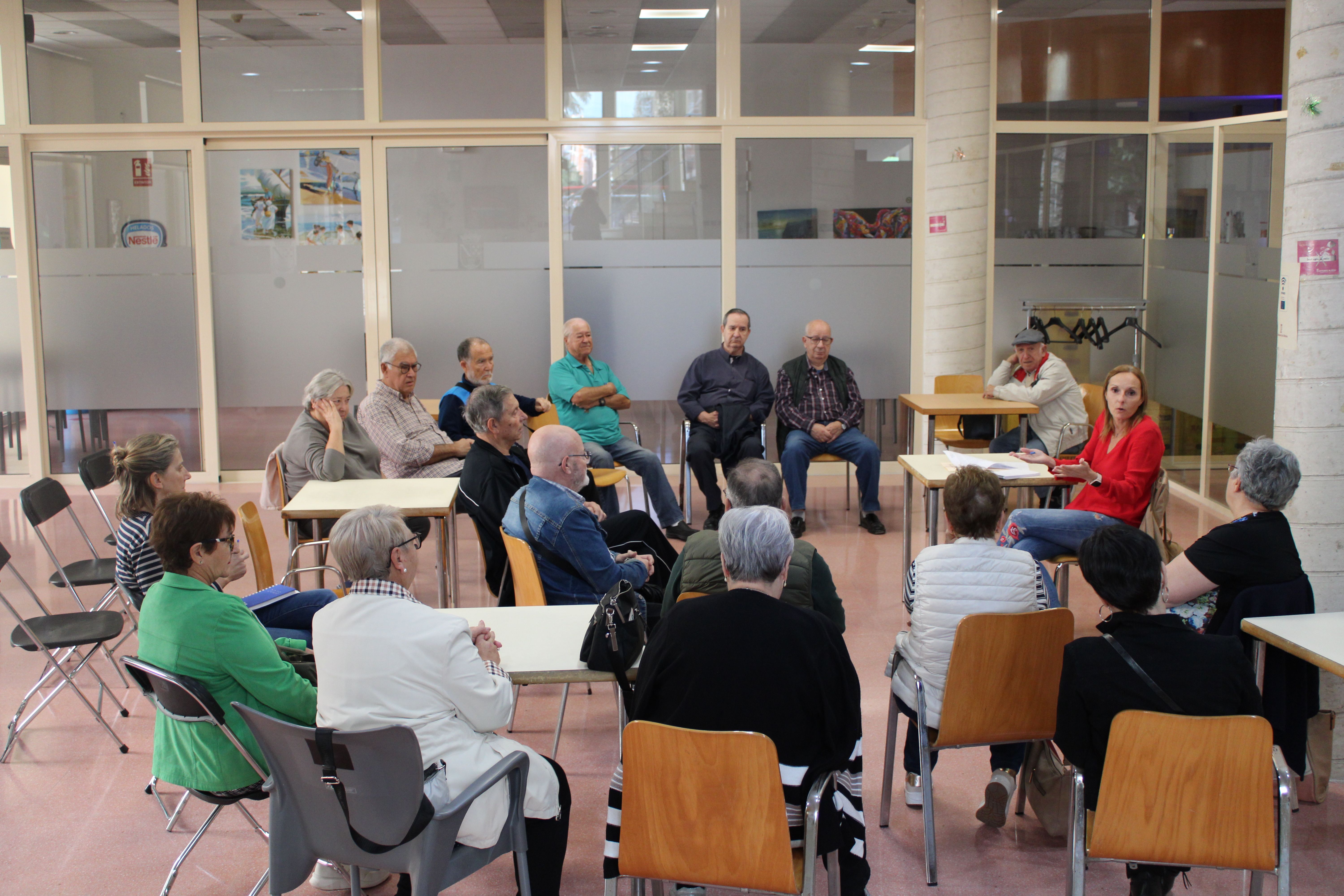 Comienzan las reuniones de Mayores organizadas por el Ajuntament de Dénia