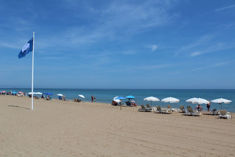 El Ajuntament de Dénia prorroga el servicio de socorrismo de playas con Eulen por un año