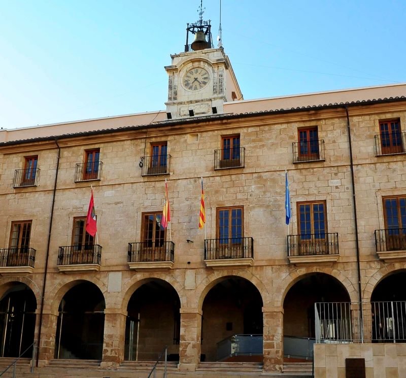 Dénia dona suport a les reivindicacions de la plantilla de Bimbo