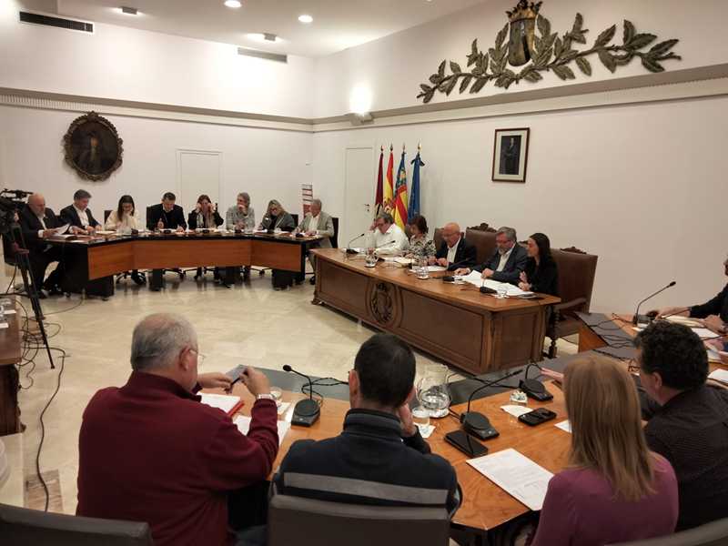 Foto El Ajuntament de Dénia suspende el proceso de licitación del servicio de limpieza y mantenim...