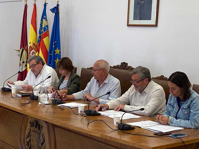 El gobierno municipal aprueba destinar 4,8 millones de euros del remanente de tesorería a ac...