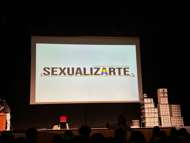 Gran éxito de acogida del musical “SexualiZarte” entre la juventud de Dénia