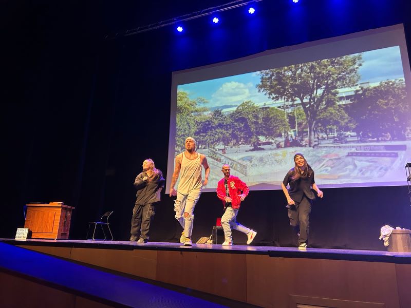 Gran éxito de acogida del musical “SexualiZarte” entre la juventud de Dénia