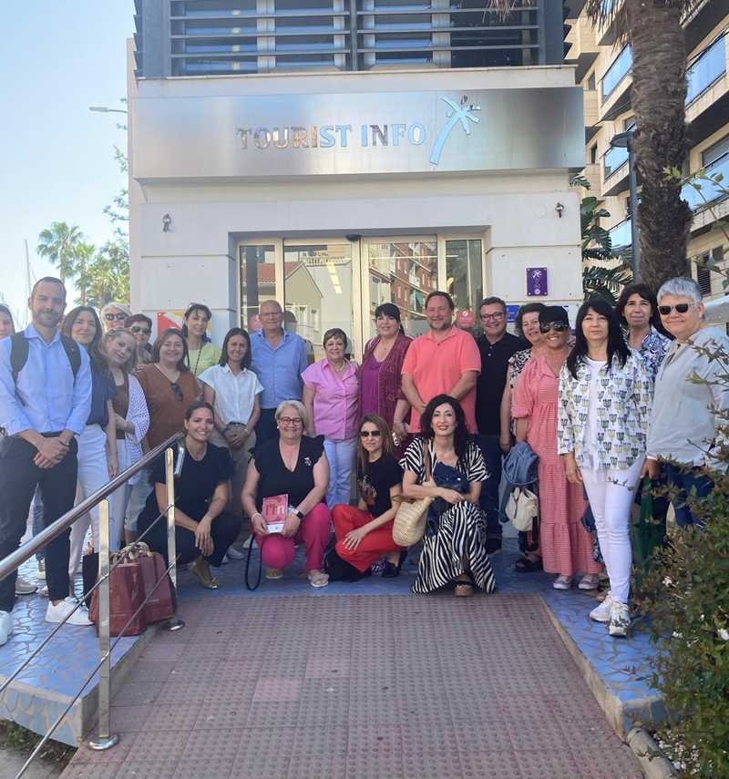 Una delegación de l’Horta Nord visita Dénia para conocer sus estrategias de promoción económ...