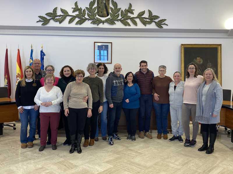 Dénia dedica l'homenatge del Dia de la Dona al col·lectiu de dones netejadores