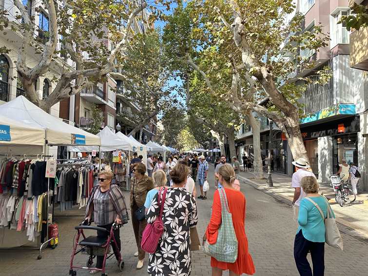 La Feria Dénia Stock vuelve el sábado 12 de abril con grandes descuentos y actividades para ...