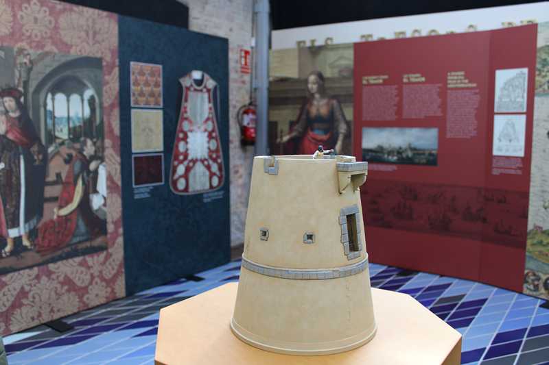  La exposición ‘De temor y seda’ muestra en el Museo del Mar de Dénia la historia de las atalayas que jalonan la costa valenciana desde el siglo XVI 