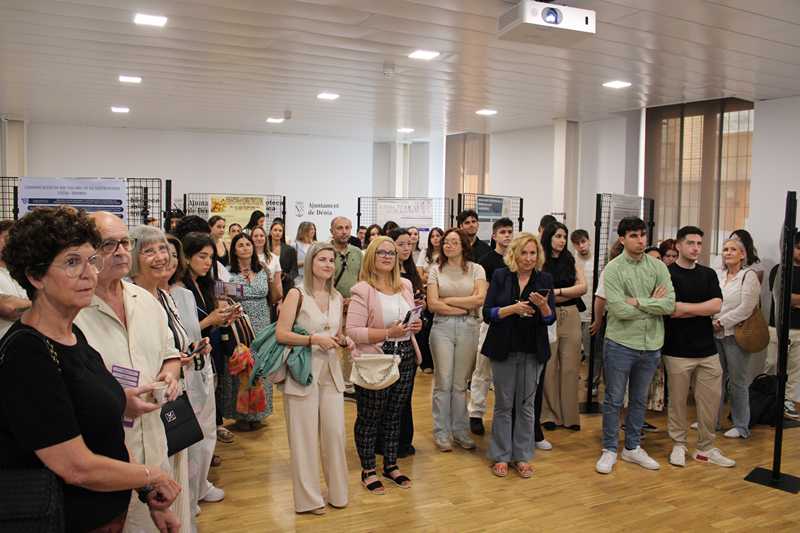 El alumnado de 3.º curso del grado de Gastronomía y Artes Culinarias de la UA presenta en Dé...