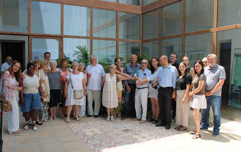  Entrega del Premio de honor Ciudad de Dénia para la formación de personas adultas al centro Alts del Mercat de Llíria 