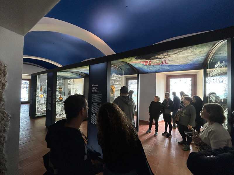  La cueva de la Catxupa, santuario del arte rupestre levantino, se suma a la oferta de visitas guiadas de Arqueología y Museos para el verano 2025 